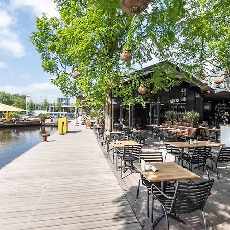 Boutique Near Rai And De Pijp *