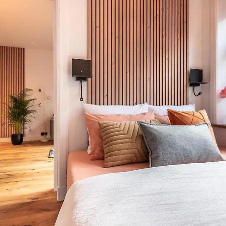 Boutique Near Rai And De Pijp *